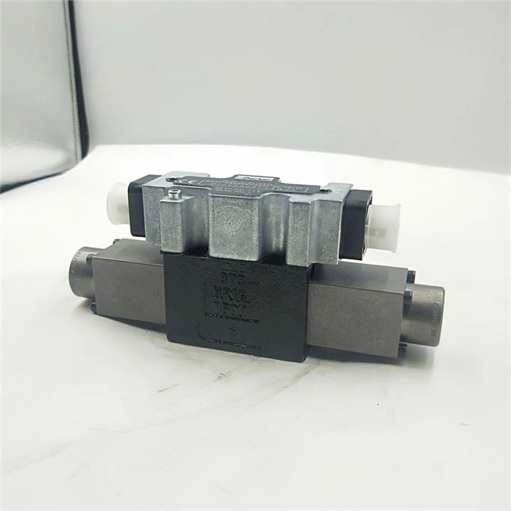 Parker Directional Control Valve D1FVE D1FVE02BCVXW25 D1FVE02CC0NM0314 D41FWB32FC4NLW026 D1FVE02BCVLW25