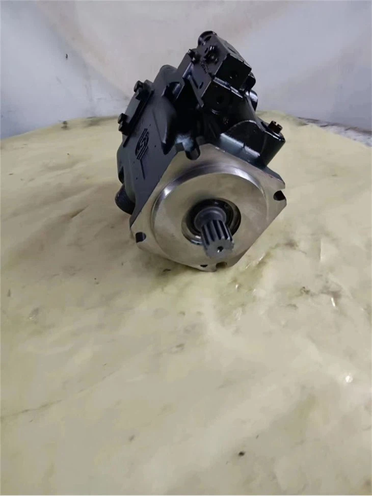 SAUER Danfoss Hydraulic Pump AT AT28 AT33 AT3302 Series AT302661 83006780 Variable Displacement Hydraulic Piston Pump